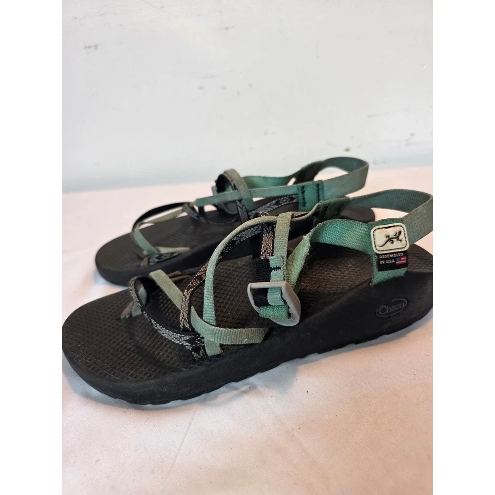 Chaco Z2 Classic Sport Sandals Mens 11 Sage Green Black Toe Loop USA Assembled